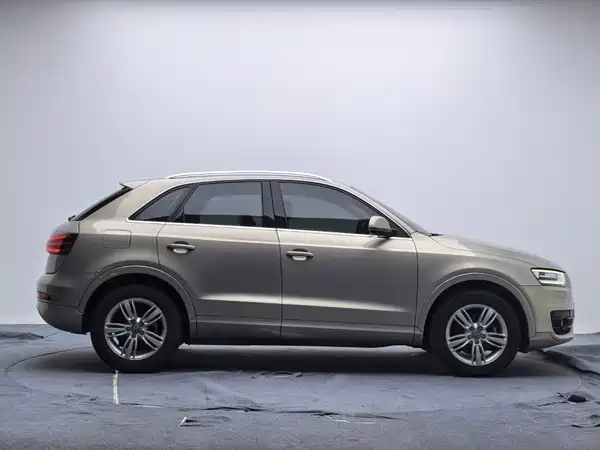 Audi Q3 2015