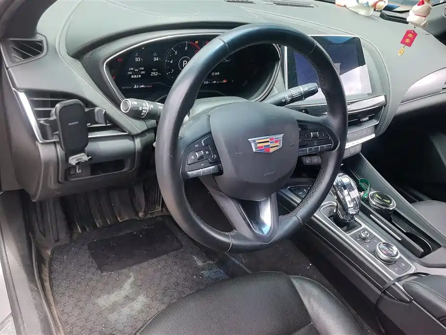 Cadillac CT5 2023 — фото 12