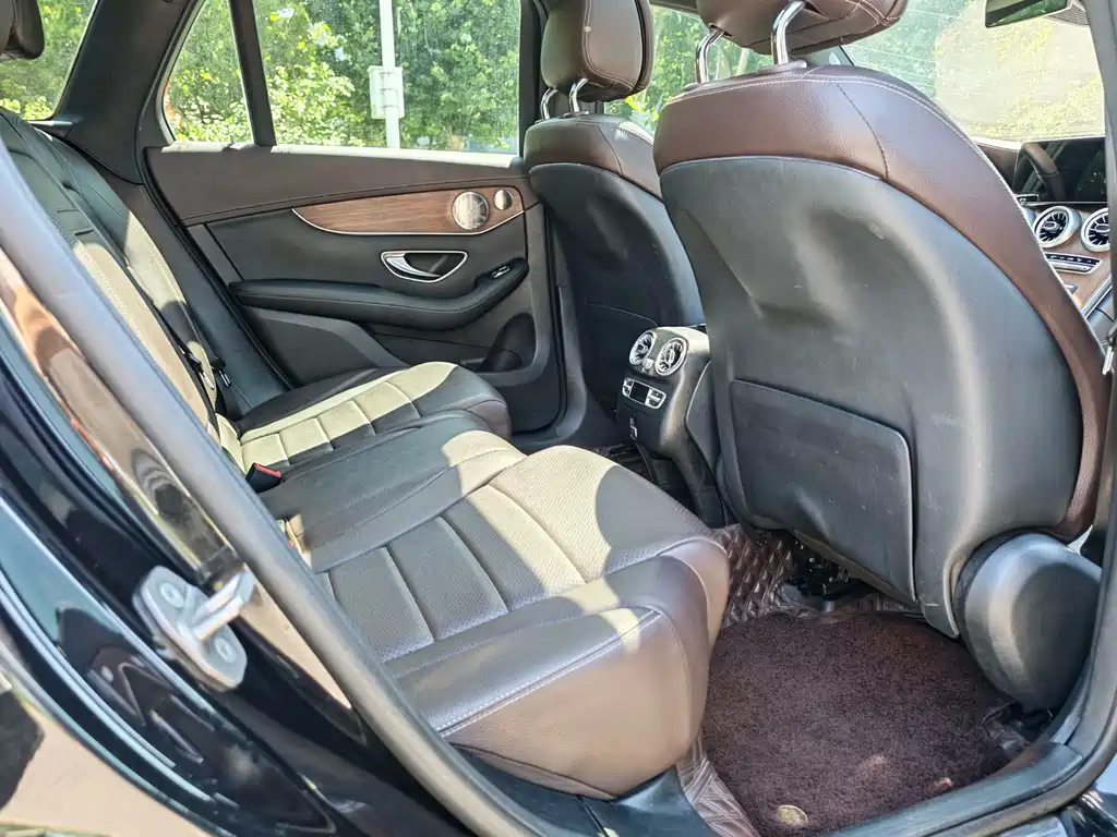 Mercedes-Benz GLC 2021