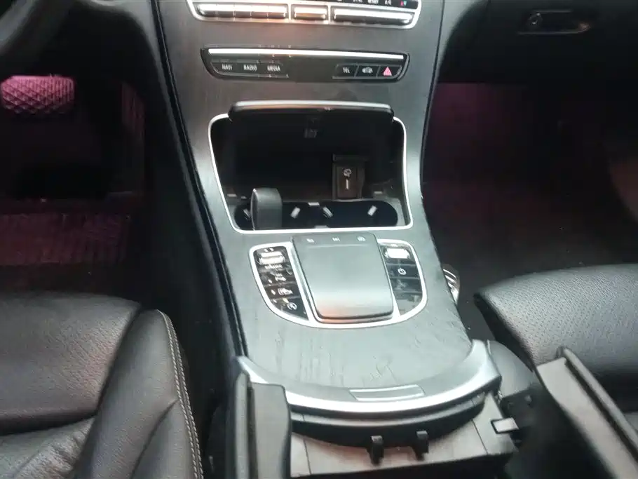 Mercedes-Benz C-Class 2020 — фото 16