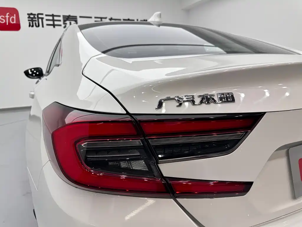 Honda Accord 2023 — фото 28