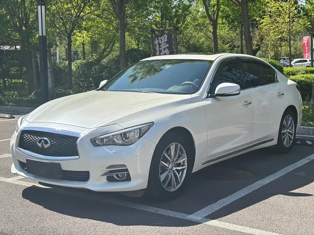 Infiniti Q50L 2017 — фото 1