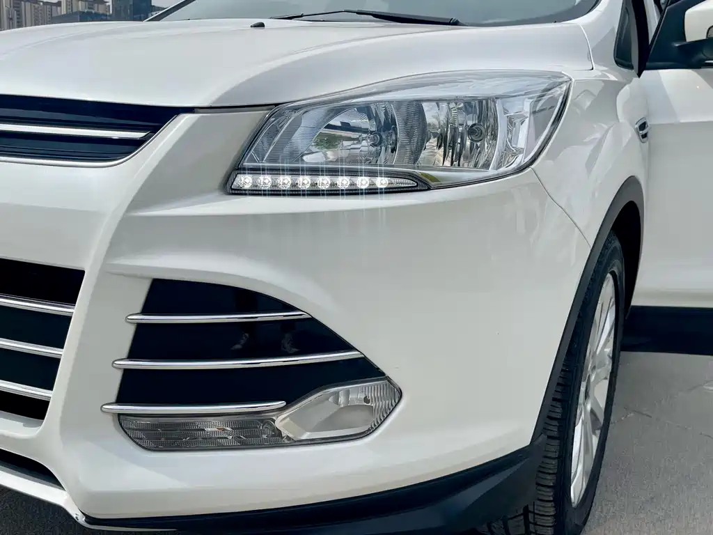 Ford Kuga 2016 — фото 4