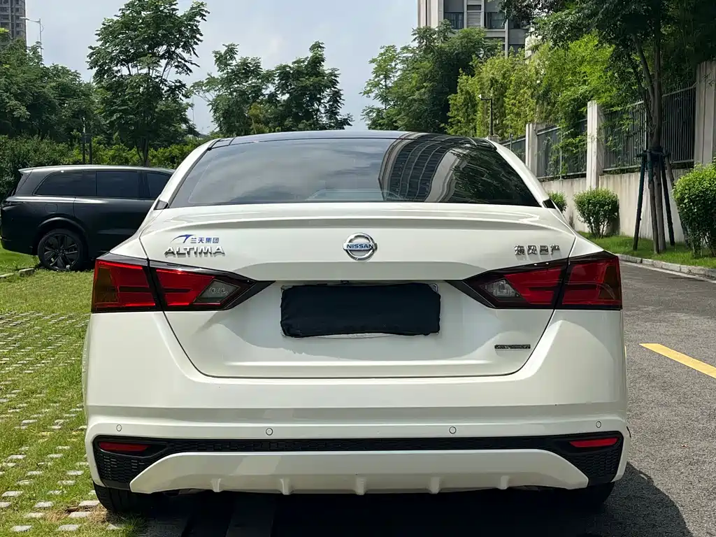 Nissan Teana 2021