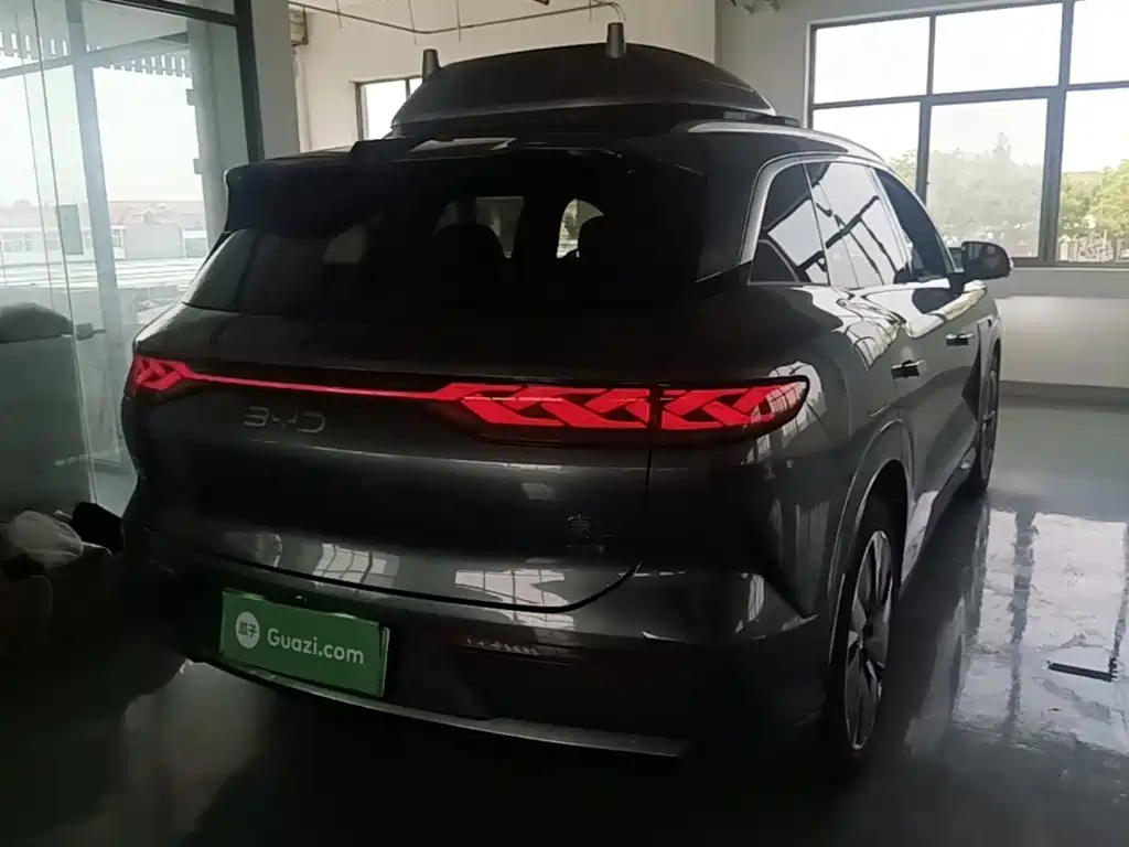 BYD Tang L 2025