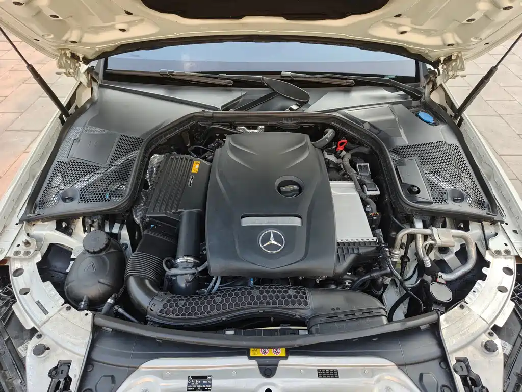 Mercedes-Benz C-Class 2019 — фото 18