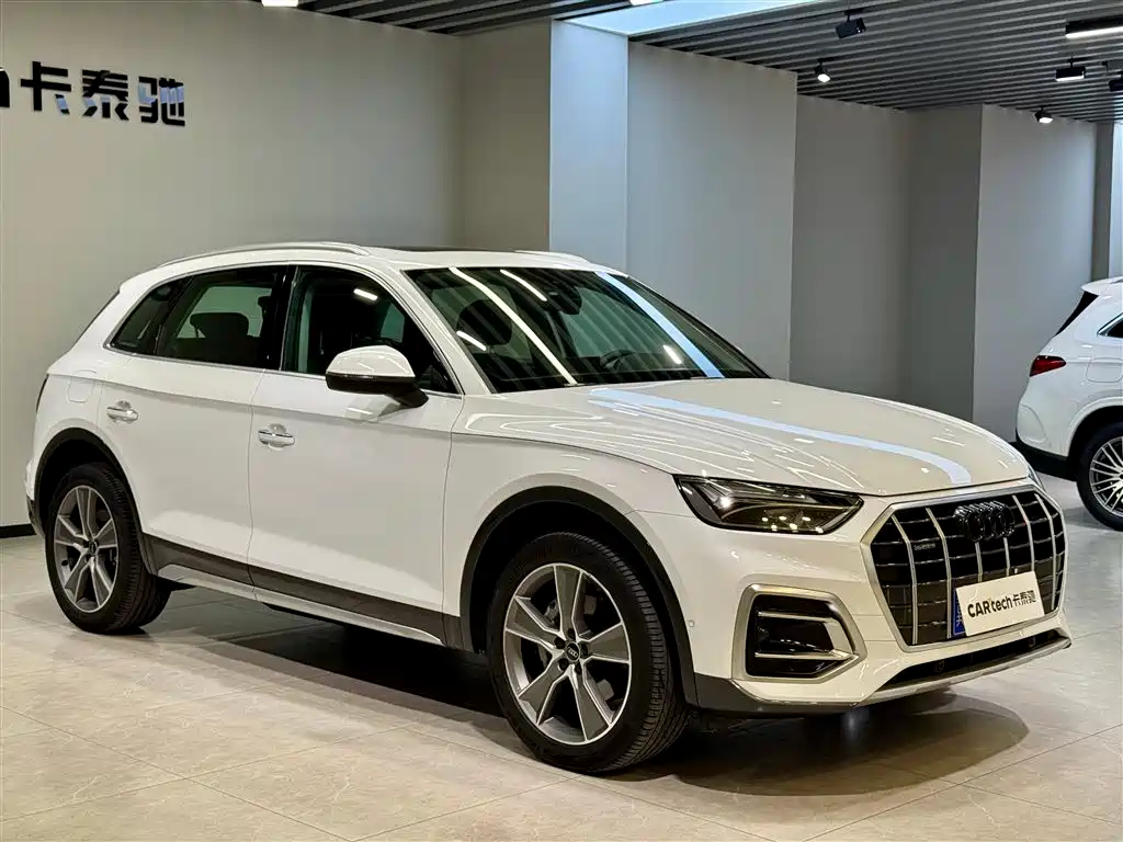Audi Q5L 2022 — фото 2