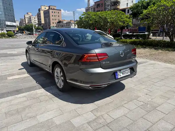 Volkswagen Magotan 2016