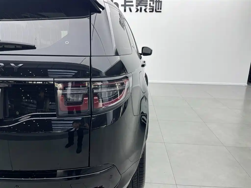Land Rover Discovery Sport 2024 — фото 30