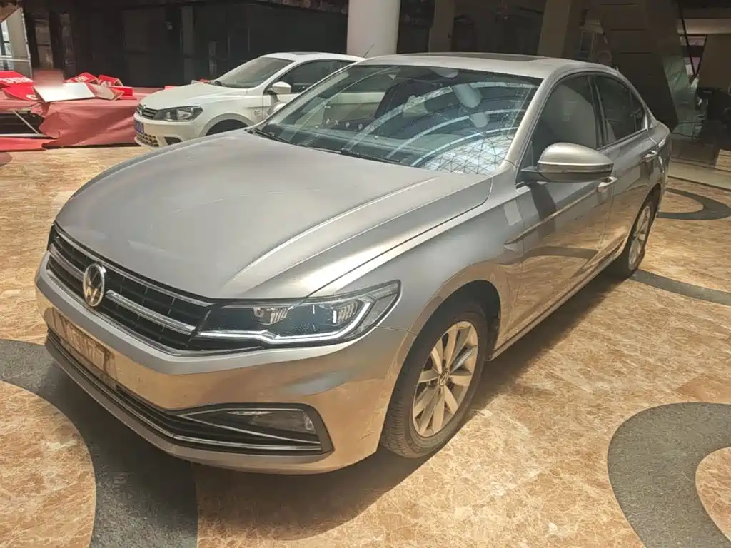Volkswagen Bora 2021