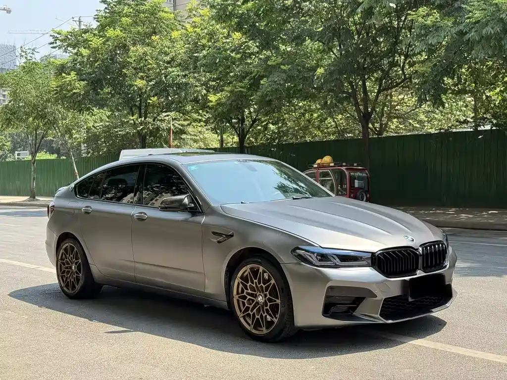 BMW 5 Series GT 2016 — фото 3