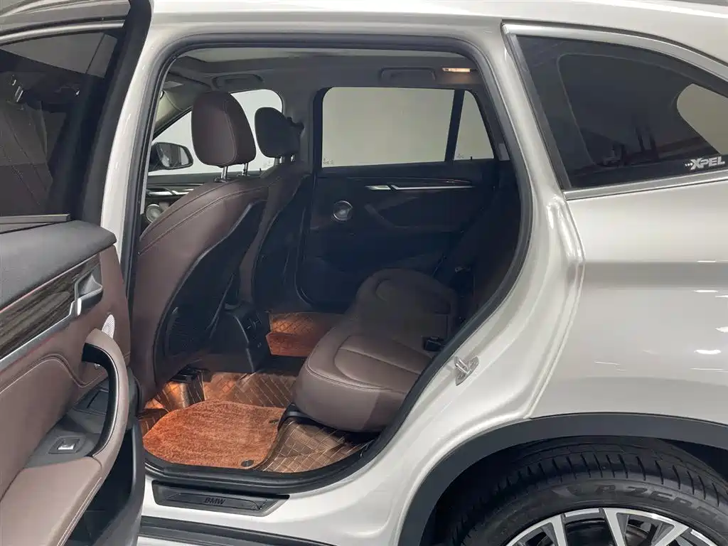 BMW X1 2022 — фото 17