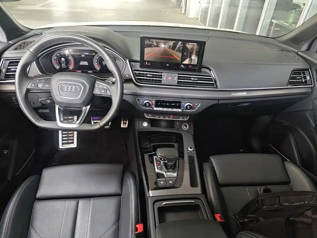 Audi Q5L 2025 — фото 16