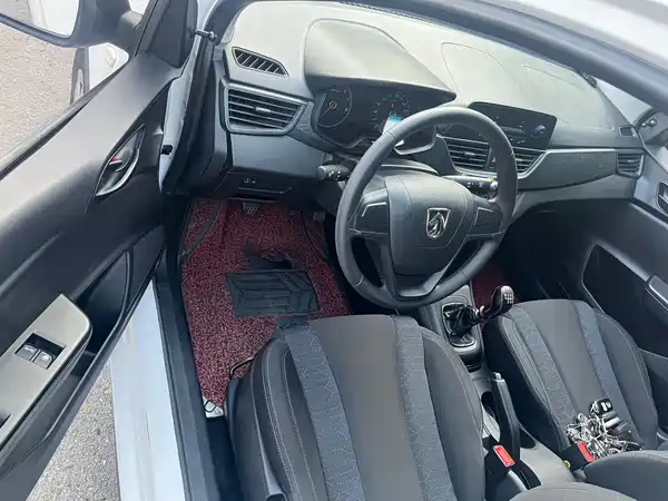 Baojun 310W 2017