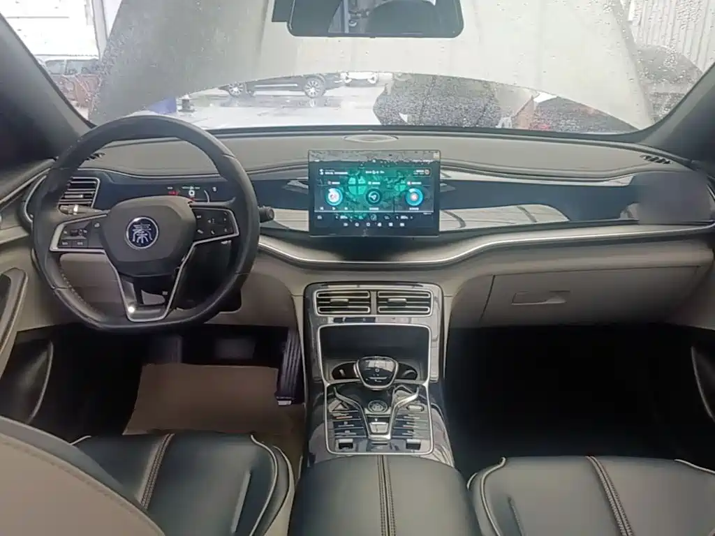 BYD Qin PLUS 2022 — фото 10