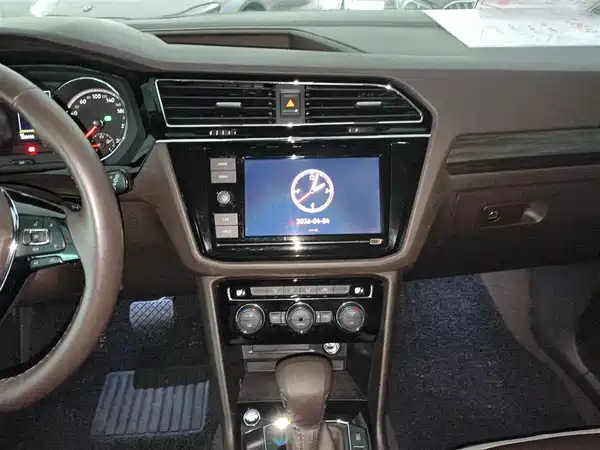 Volkswagen Tiguan L 2018