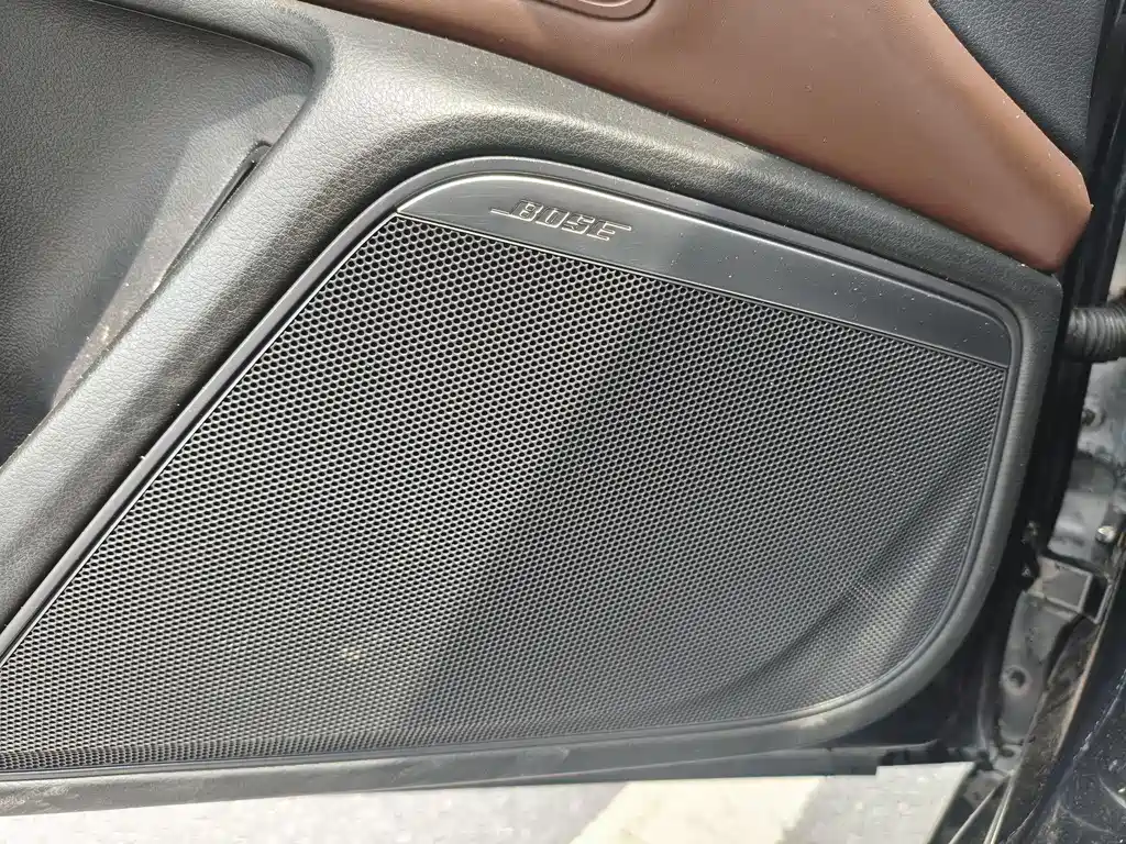 Audi A6L 2015 — фото 9