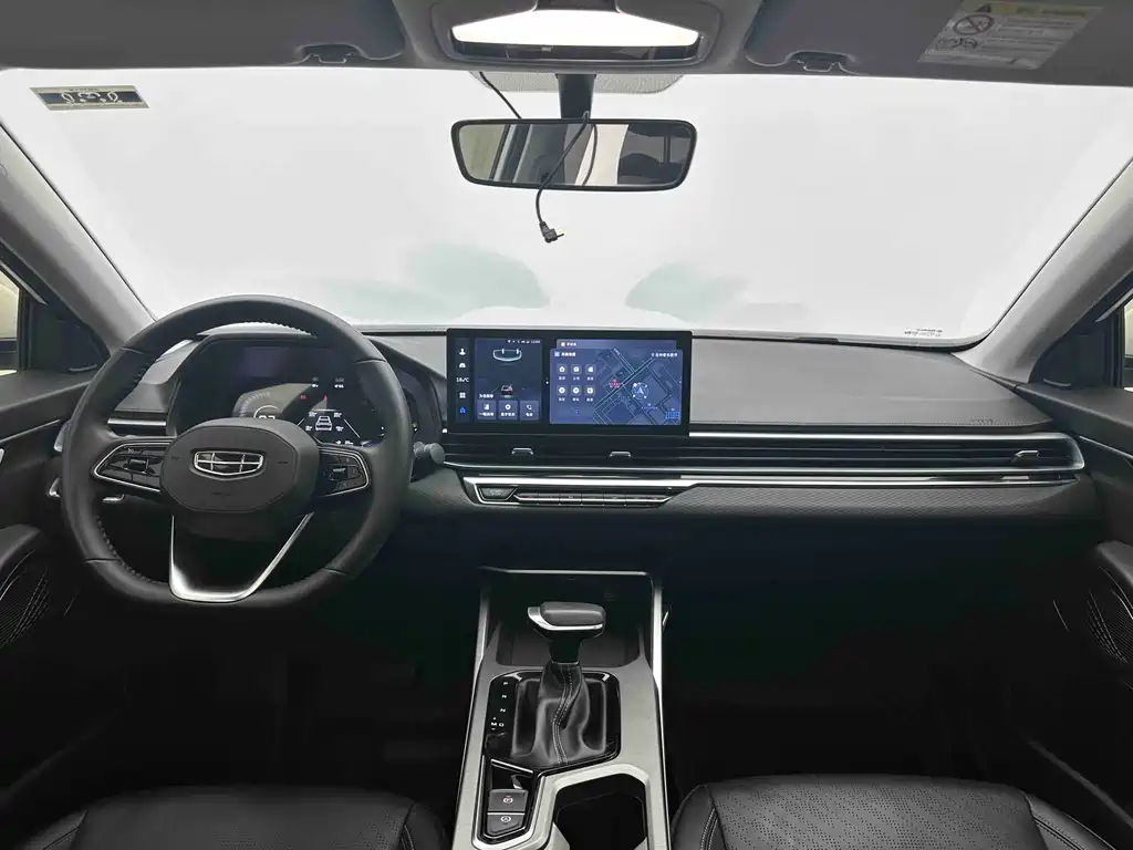 Geely Emgrand 2023 — фото 15