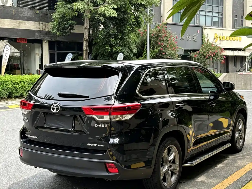 Toyota Highlander 2018