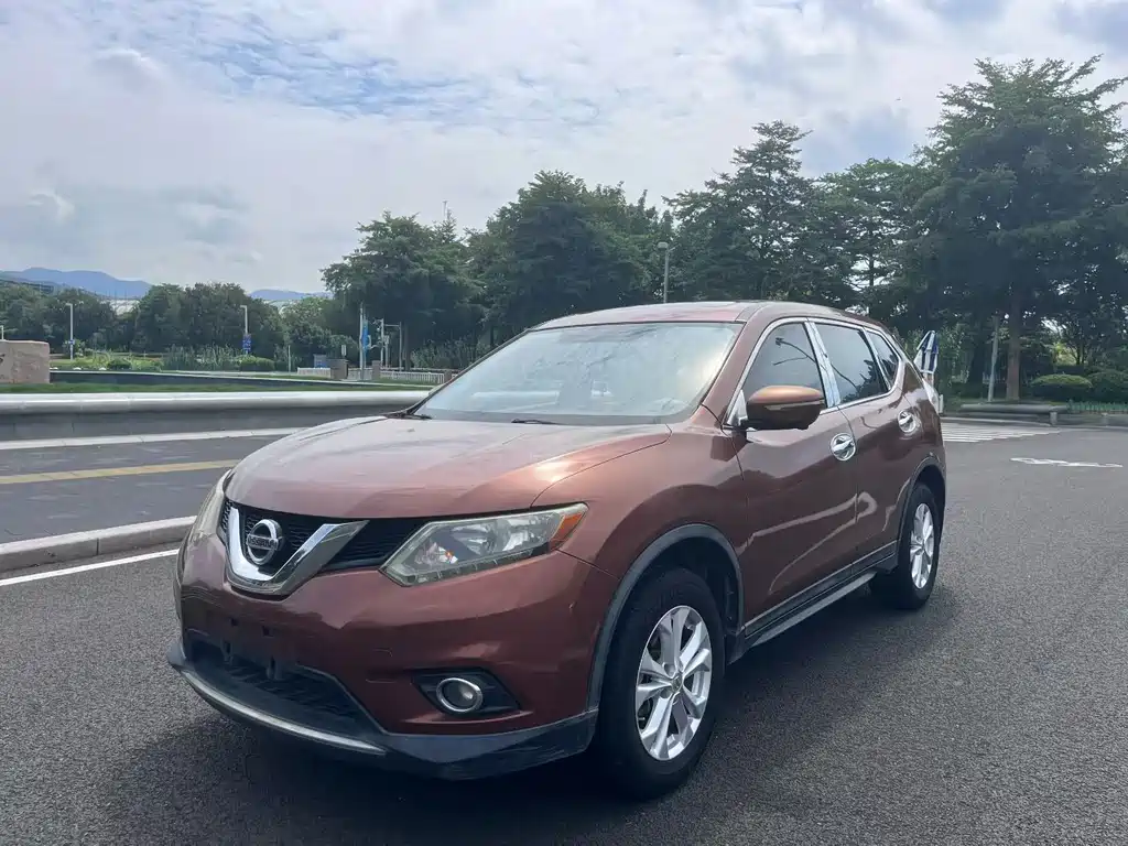 Nissan X-Trail 2014 — фото 1
