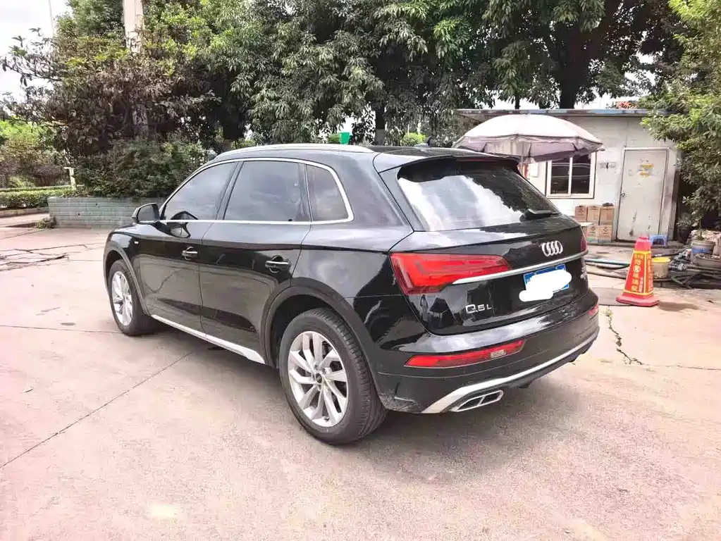Audi Q5L 2022 — фото 4