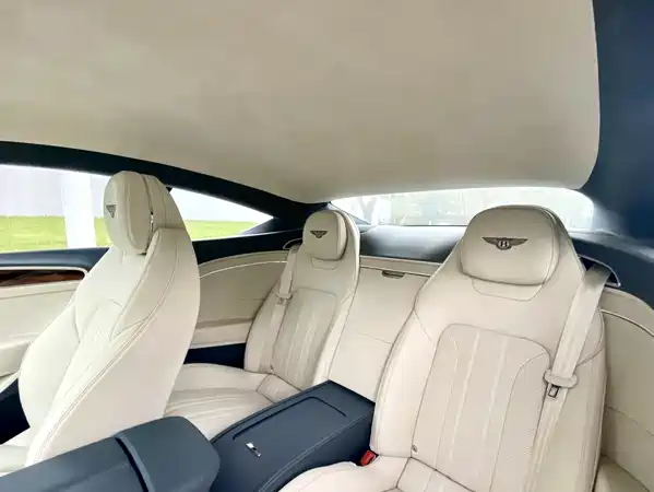 Bentley Continental 2022