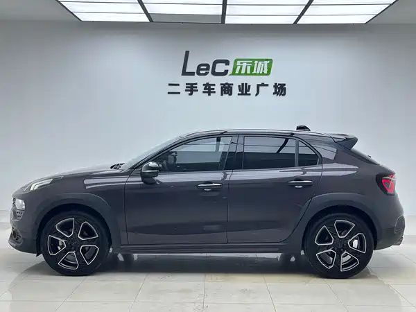 Lynk & Co 02 2021
