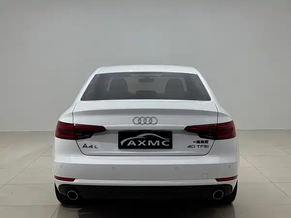 Audi A4L 2017