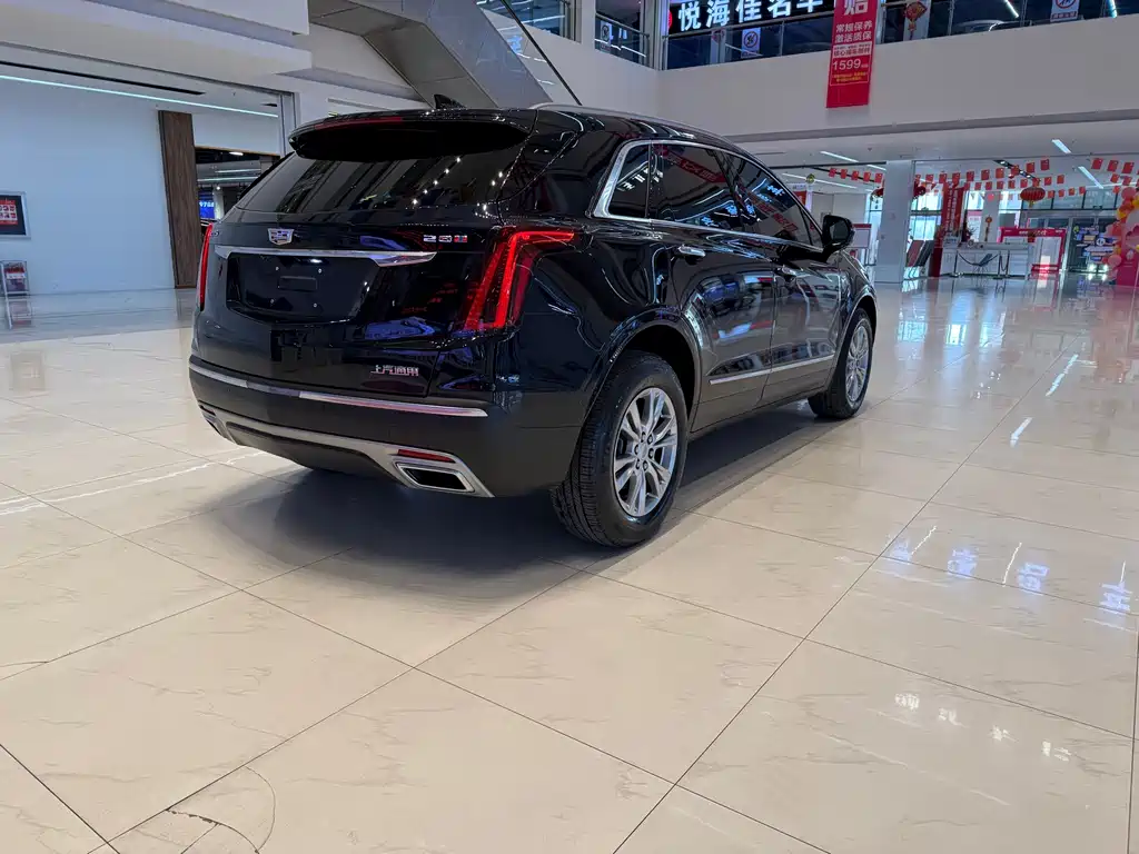 Cadillac XT5 2022 — фото 4