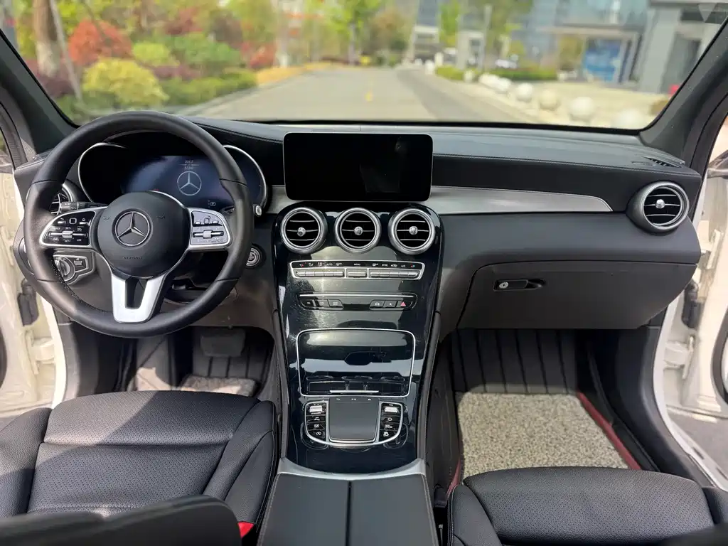 Mercedes-Benz GLC 2019