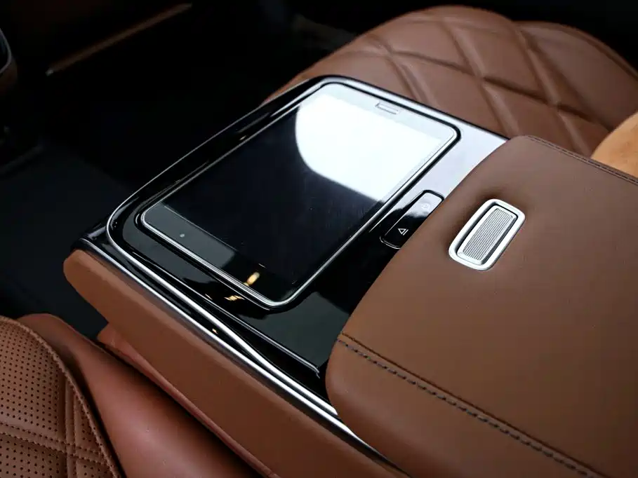 Mercedes-Benz Maybach S-Class 2022 — фото 20