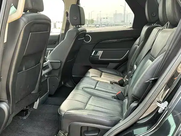 Land Rover Discovery 2017