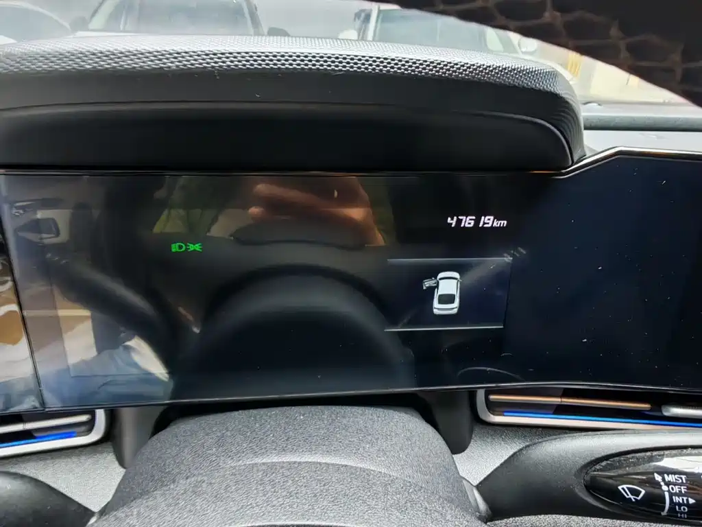Hyundai Elantra 2022 — фото 11