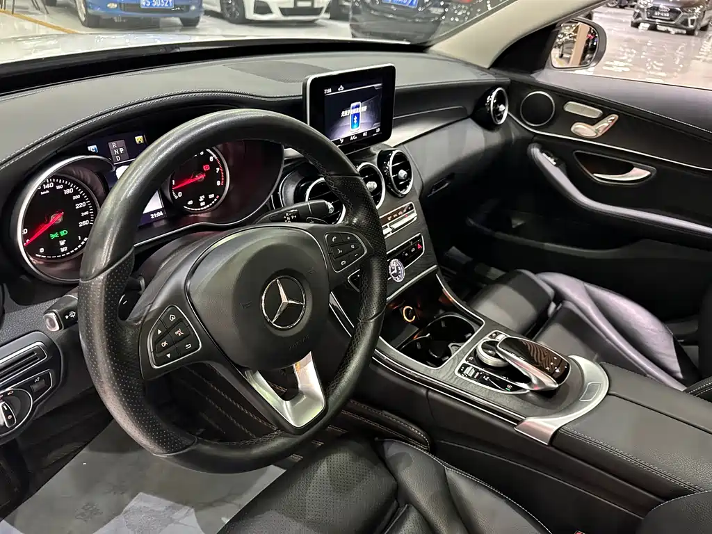 Mercedes-Benz C-Class 2017 — фото 14