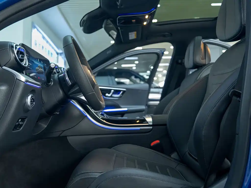 Mercedes-Benz C-Class 2022 — фото 12