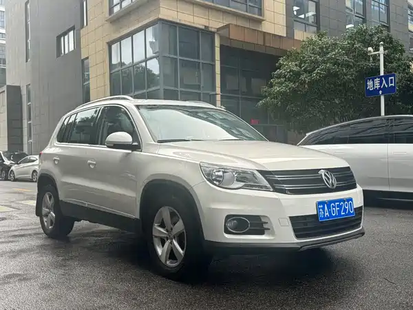 Volkswagen Tiguan 2012