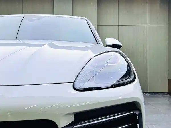 Porsche Cayenne New Energy 2021