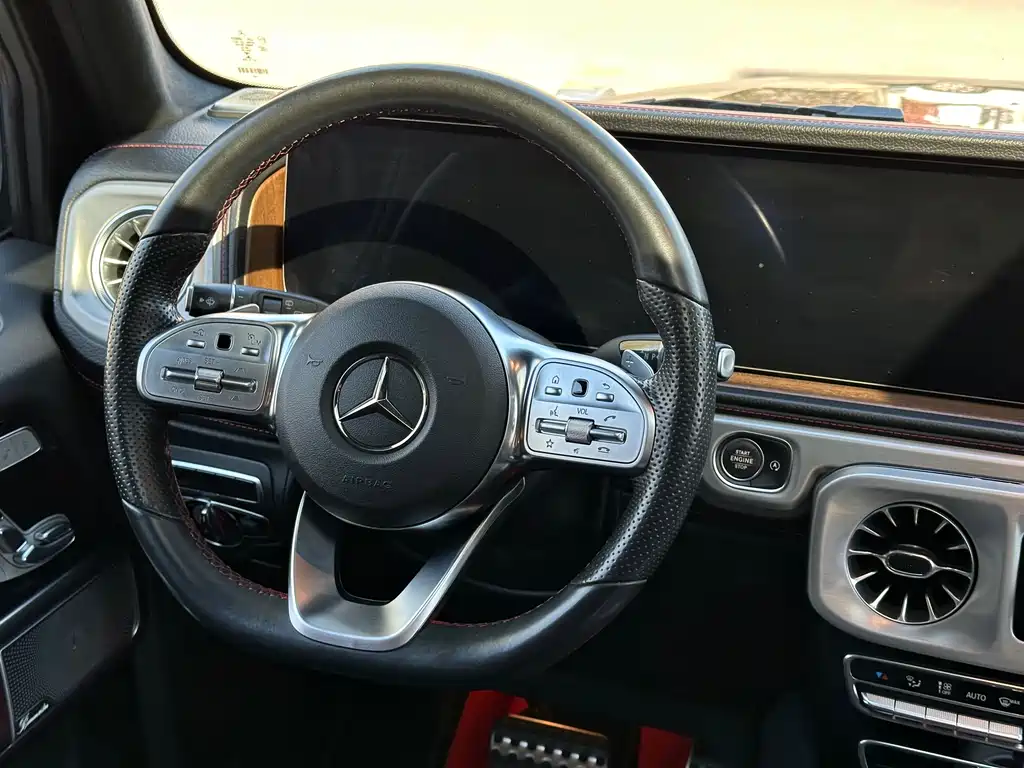 Mercedes-Benz G-Class 2019 — фото 15
