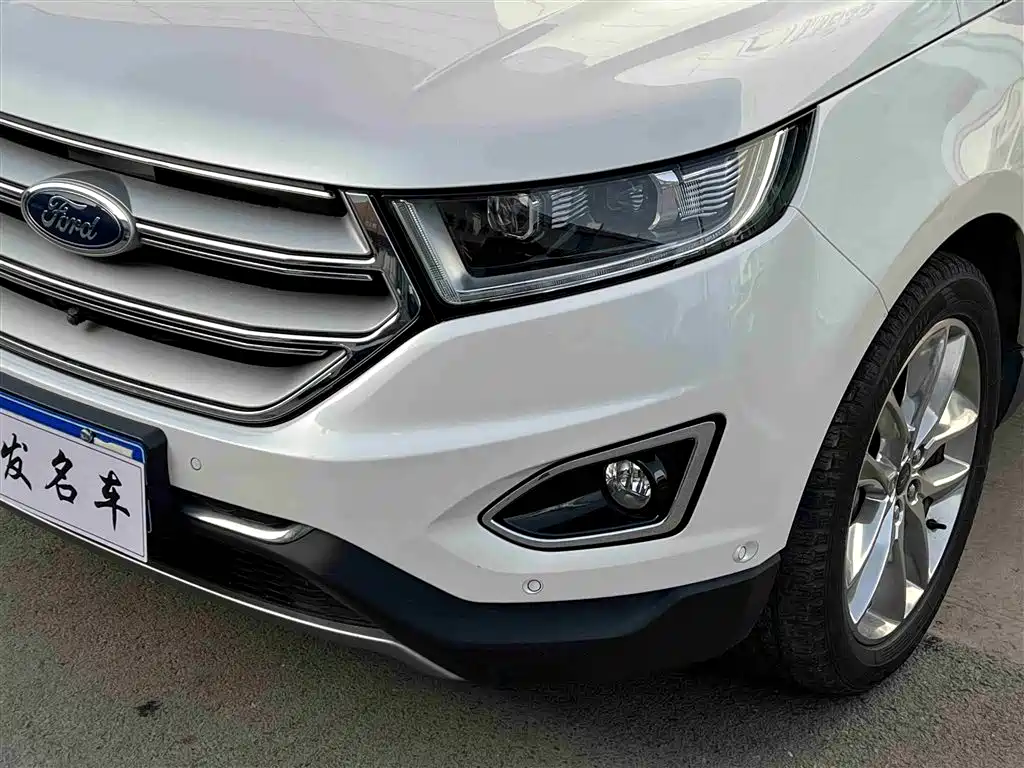 Ford Edge 2018 — фото 4