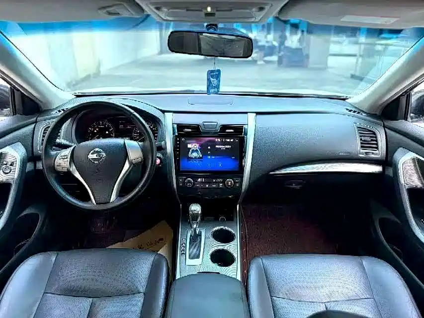 Nissan Teana 2013
