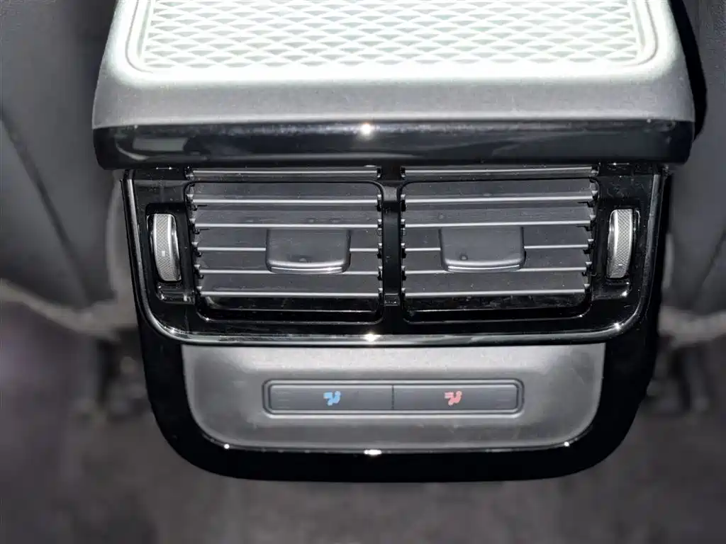 Land Rover Range Rover Evoque 2021 — фото 29