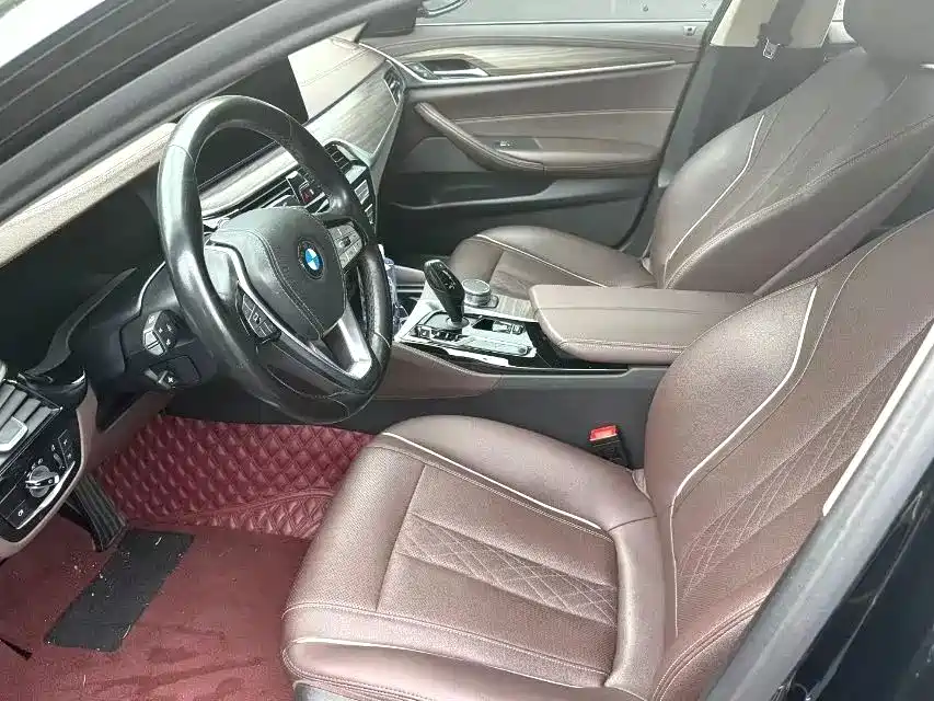 BMW 5 Series 2020