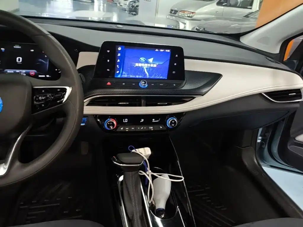 Buick Velite 6 2020 — фото 13