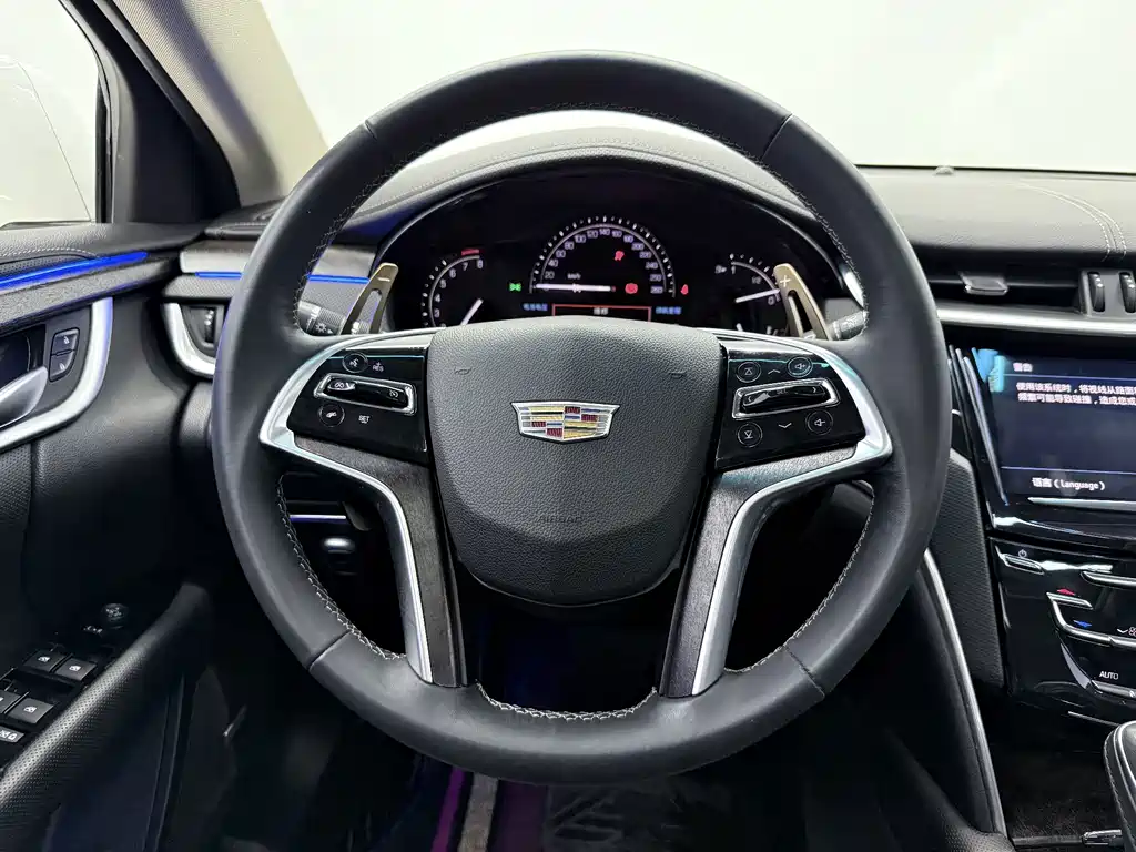 Cadillac XTS 2019 — фото 5