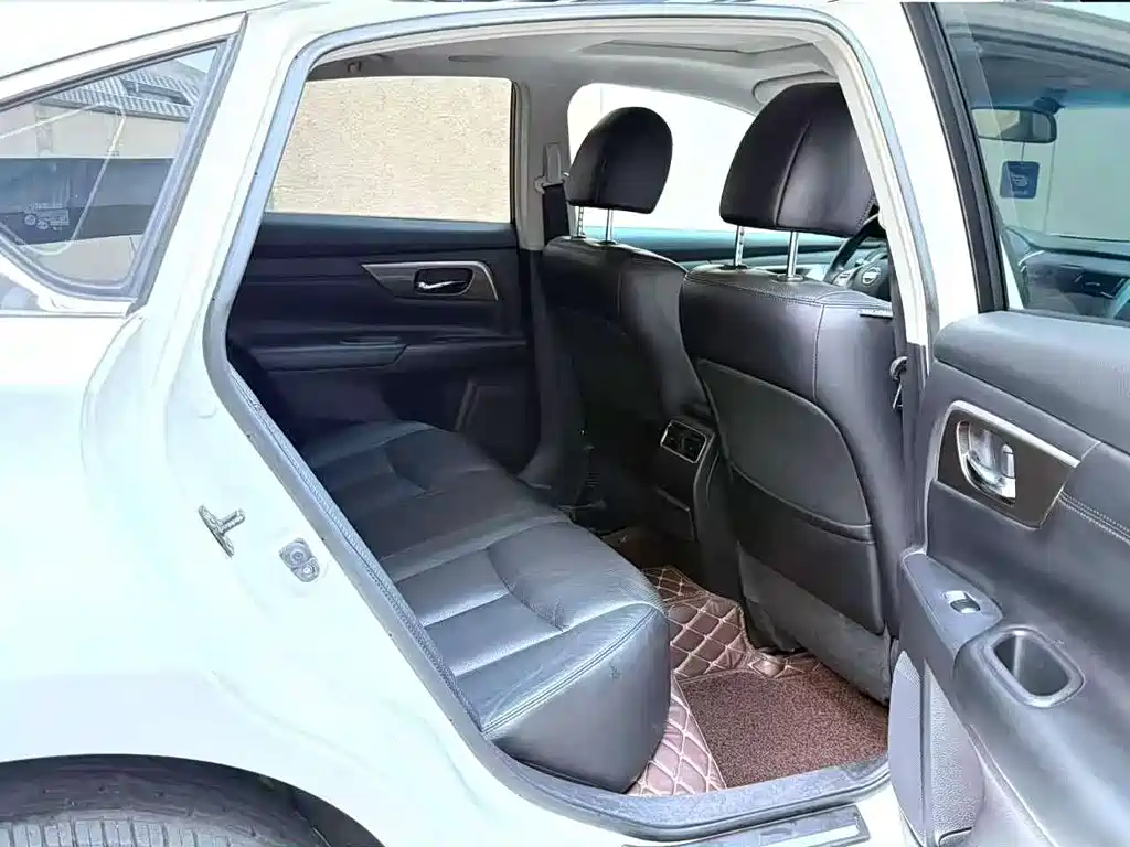 Nissan Teana 2013