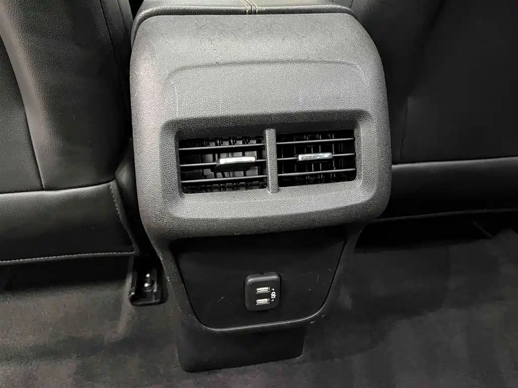 Chevrolet Equinox 2022 — фото 15