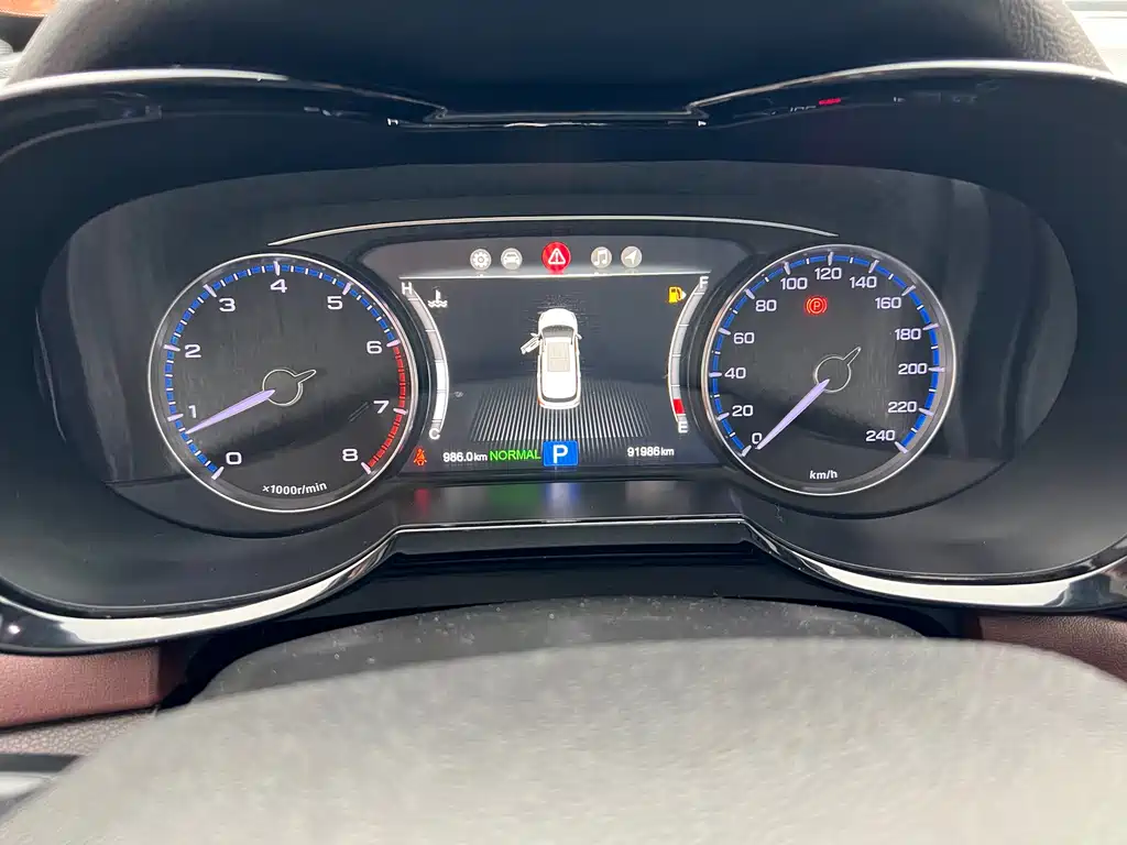 GAC Motor Trumpchi GS8 2018 — фото 35