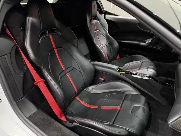 Ferrari SF90 2021