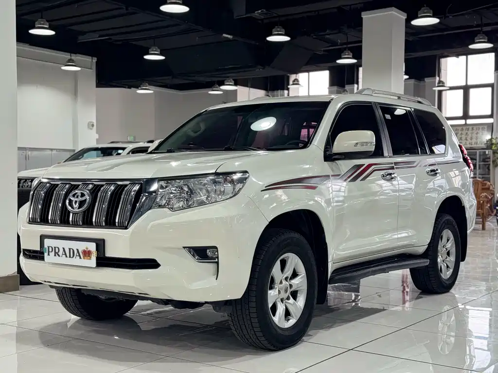 Toyota Prado 2018 — фото 1