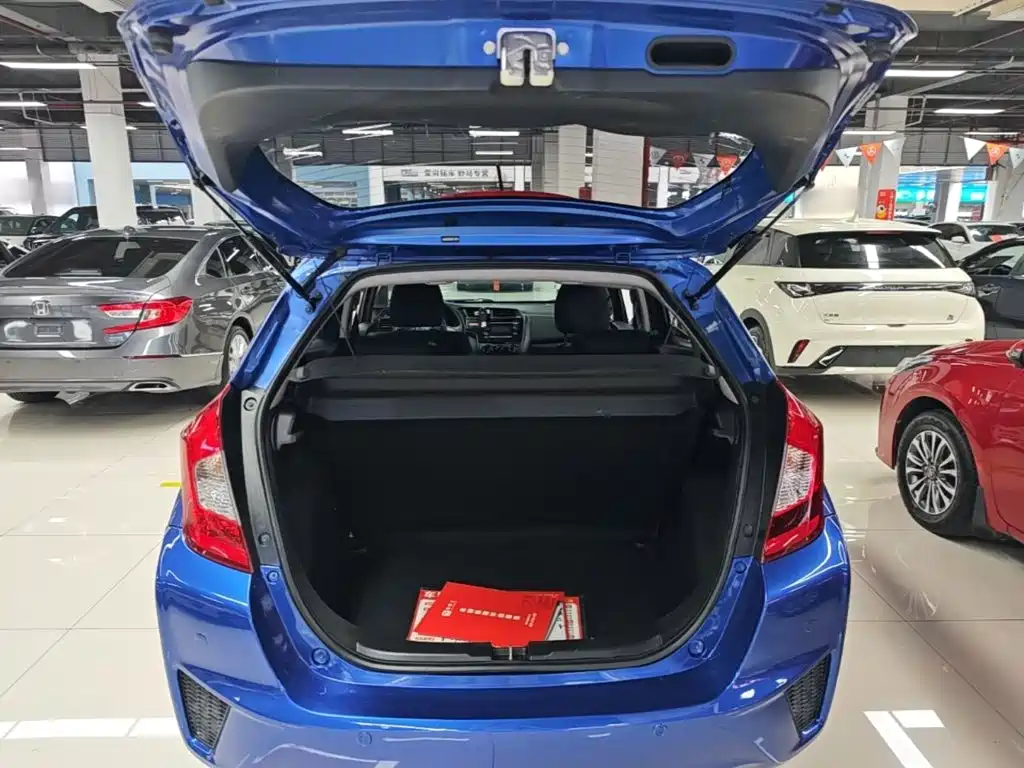 Honda Fit 2017 — фото 15